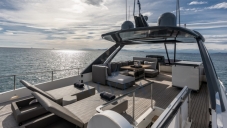 Ferretti 780