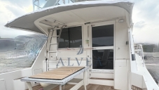 Riviera 48 Flybridge
