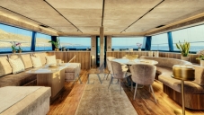 Moon Yacht 65 Fly