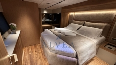 Moon Yacht 65 Fly